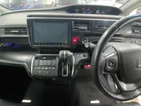Honda STEP WAGON лот № 30505 оценка 4  с аукциона в Японии 8