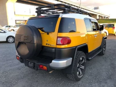 Toyota FJ CRUISER  с аукциона в Японии