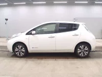 Nissan LEAF лот № 5577 оценка 4  с аукциона в Японии 3