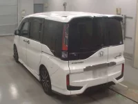 Honda STEP WAGON лот № 30519 оценка 3.5  с аукциона в Японии 5