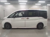 Honda STEP WAGON лот № 30519 оценка 3.5  с аукциона в Японии 3