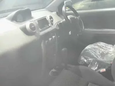 Toyota IST  с аукциона в Японии