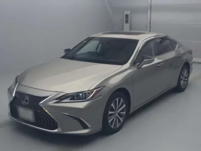 Lexus ES  с аукциона в Японии