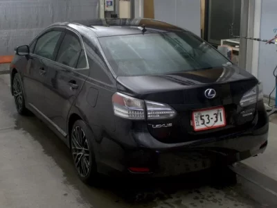 Lexus HS  с аукциона в Японии