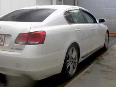 Lexus GS  с аукциона в Японии