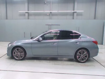 Nissan SKYLINE  с аукциона в Японии
