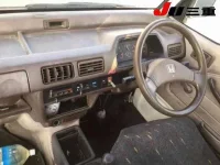 Honda ACTY TRUCK лот № 8036 оценка 3  с аукциона в Японии 7