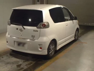 Toyota PORTE  с аукциона в Японии