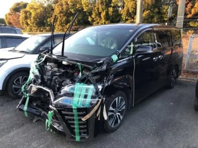 Toyota VELLFIRE  с аукциона в Японии