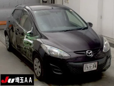 Mazda DEMIO  с аукциона в Японии