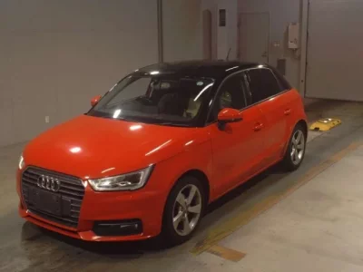Audi A1  с аукциона в Японии