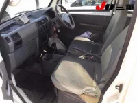 Mitsubishi MINICAB VAN лот № 8053 оценка R  с аукциона в Японии 2