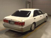 Toyota CROWN лот № 4078 оценка RA  с аукциона в Японии 1