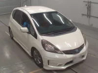 Honda FIT лот № 30572 оценка R  с аукциона в Японии 4