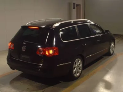 Volkswagen PASSAT VARIANT  с аукциона в Японии