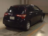 Toyota VITZ лот № 4453 оценка RA  с аукциона в Японии 1