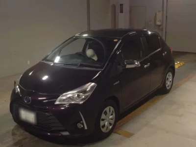 Toyota VITZ  с аукциона в Японии