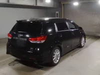 Toyota WISH лот № 75055 оценка 3.5  с аукциона в Японии 1