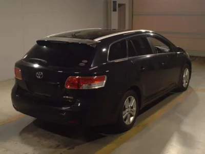 Toyota AVENSIS WAGON  с аукциона в Японии