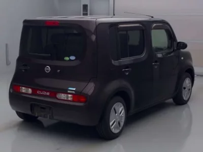 Nissan CUBE  с аукциона в Японии