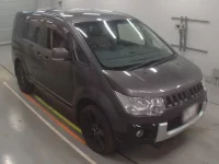 Mitsubishi DELICA D5 лот № 30620 оценка 3.5  с аукциона в Японии 4