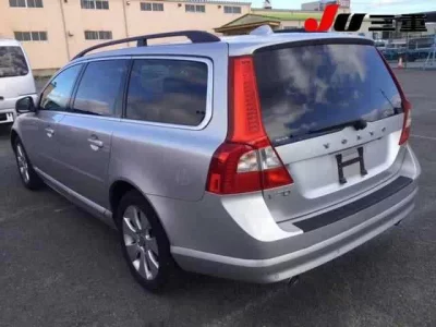 Volvo V70  с аукциона в Японии