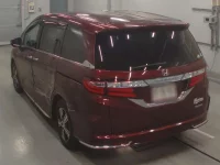 Honda ODYSSEY лот № 30621 оценка RA  с аукциона в Японии 5