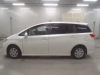 Toyota WISH лот № 30626 оценка 3.5  с аукциона в Японии 3