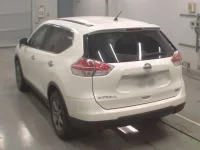 Nissan X-TRAIL лот № 30625 оценка 4  с аукциона в Японии 5