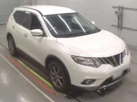 Nissan X-TRAIL лот № 30625 оценка 4  с аукциона в Японии 4