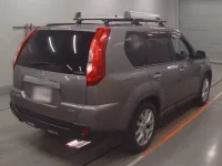 Nissan X-TRAIL лот № 30624 оценка 3.5  с аукциона в Японии 1