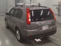 Nissan X-TRAIL лот № 30624 оценка 3.5  с аукциона в Японии 5