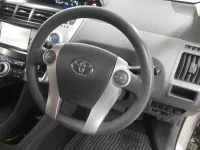 Toyota PRIUS ALPHA лот № 30636 оценка RA  с аукциона в Японии 6