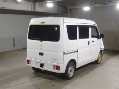 Suzuki EVERY  с аукциона в Японии