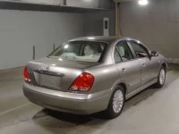 Nissan SYLPHY лот № 7095 оценка 3.5  с аукциона в Японии 1