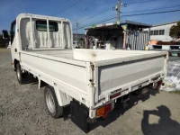 Toyota DYNA лот № 3370 оценка 3.5  с аукциона в Японии 4