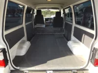 Mazda BONGO VAN лот № 3371 оценка 4  с аукциона в Японии 6