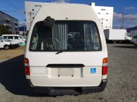 Toyota HIACE лот № 3063 оценка 3  с аукциона в Японии 3