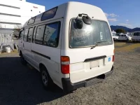 Toyota HIACE лот № 3063 оценка 3  с аукциона в Японии 4