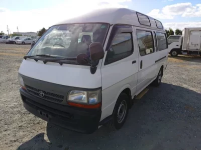 Toyota HIACE  с аукциона в Японии