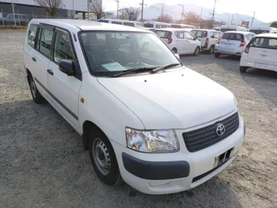 Toyota SUCCEED  с аукциона в Японии