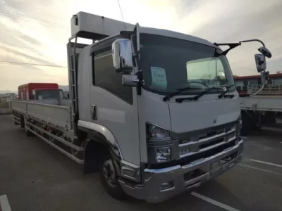 Isuzu FORWARD  с аукциона в Японии