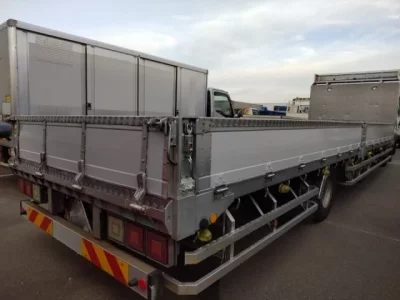 Isuzu FORWARD  с аукциона в Японии