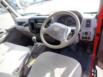 Hino DUTRO  с аукциона в Японии