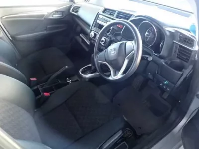 Honda FIT  с аукциона в Японии