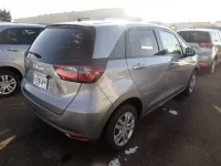 Honda FIT лот № 2 оценка R  с аукциона в Японии 1