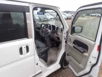 Suzuki EVERY WAGON лот № 2005 оценка 3  с аукциона в Японии 3