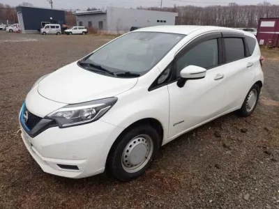 Nissan NOTE  с аукциона в Японии