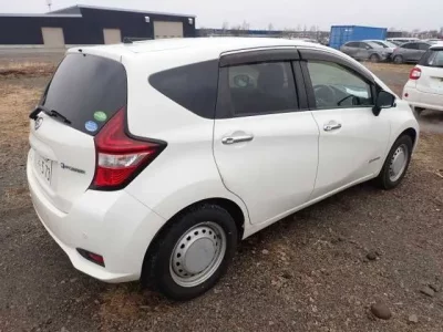 Nissan NOTE  с аукциона в Японии