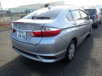 Honda GRACE лот № 54 оценка 4  с аукциона в Японии 1